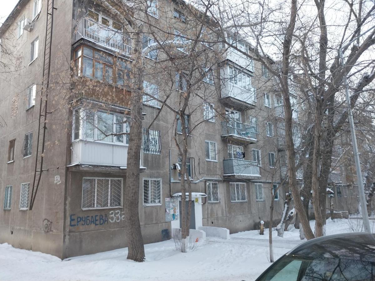 Apartaments In The City Center Karaganda Exterior photo